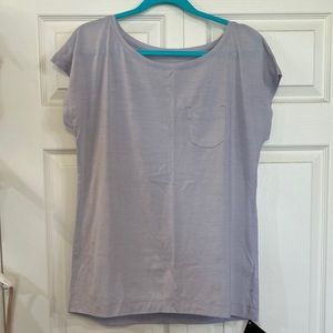 Women’s scoop neck tee
